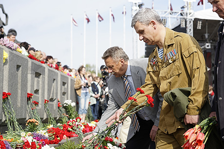 Празднование 9 мая 2014 года в Риге